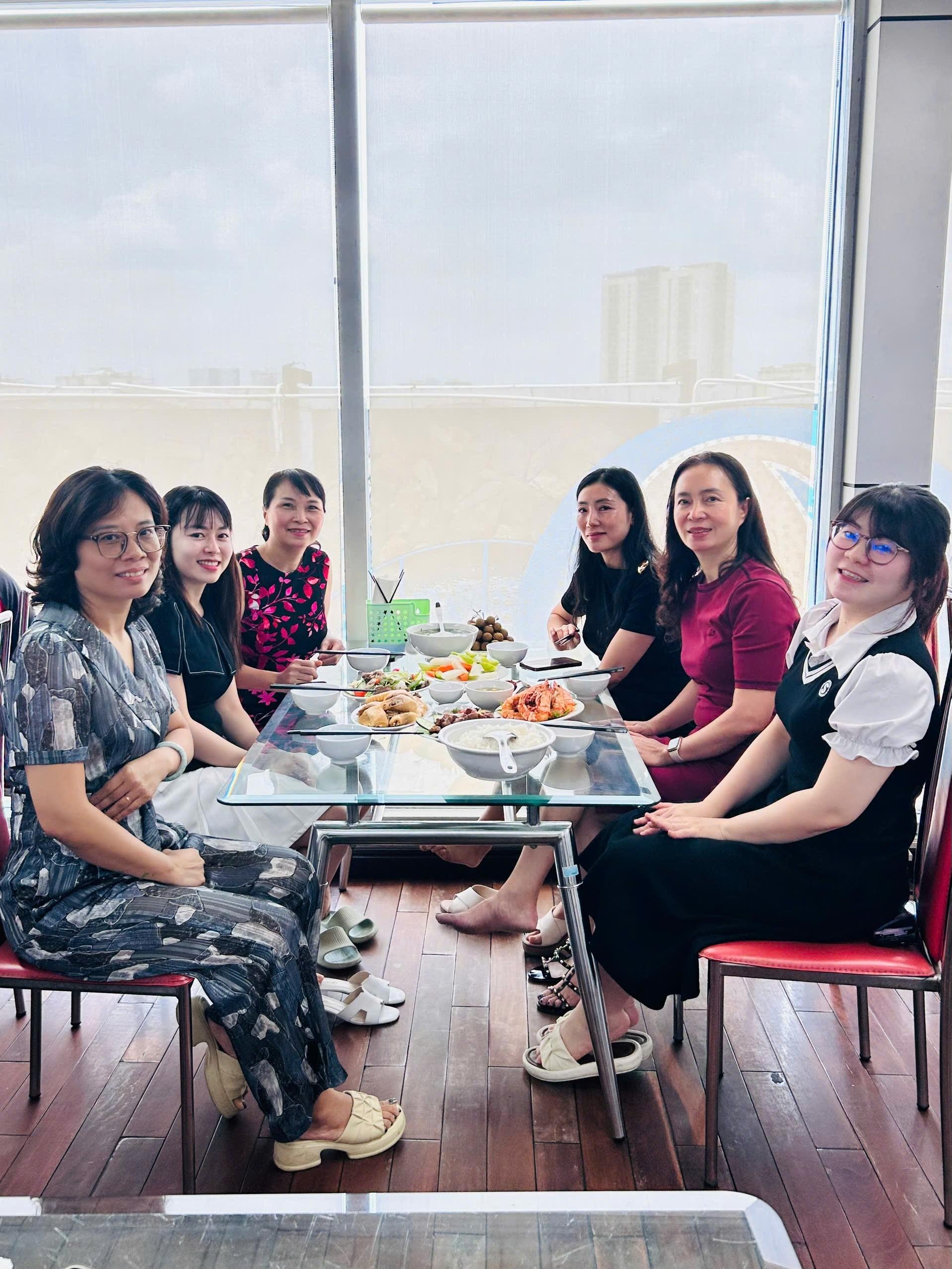 20250827 Bua com cong doan (13)