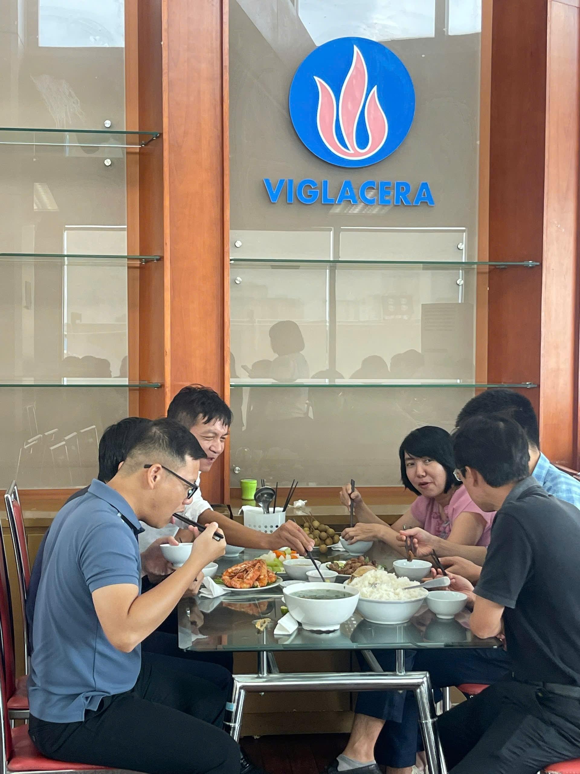 20250827 Bua com cong doan (14)