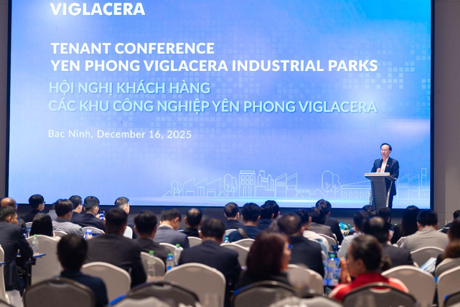 viglacera-to-chuc-hoi-nghi-khach-hang-cac-khu-cong-nghiep-yen-phong-viglacera-2